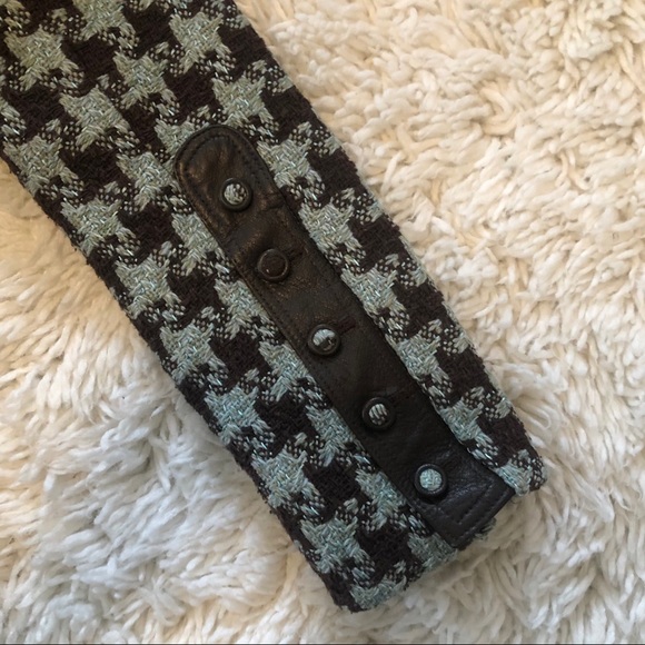 Louis Verdad Tweed with Leather Jacket - Picture 4 of 7